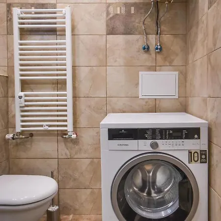 • Kanso Japan • 2-bdr Flat With Balcony Sofie